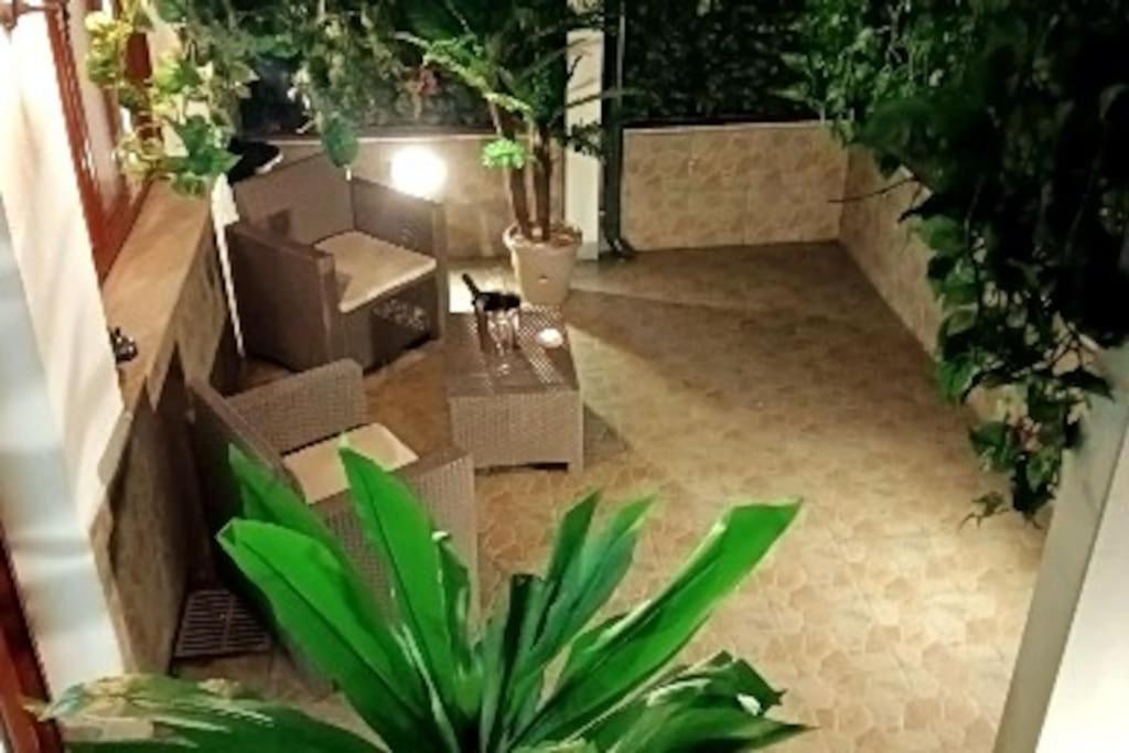 Borgo Loreto Νάπολη Εξωτερικό φωτογραφία